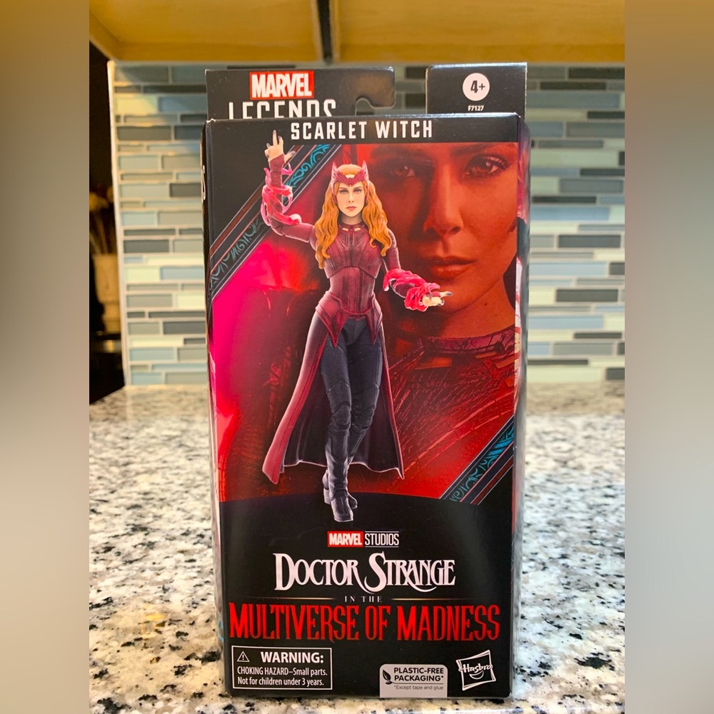 NEW! Marvel Legends Doctor Strange Multiverse Madness Scarlet Witch 6” Figure